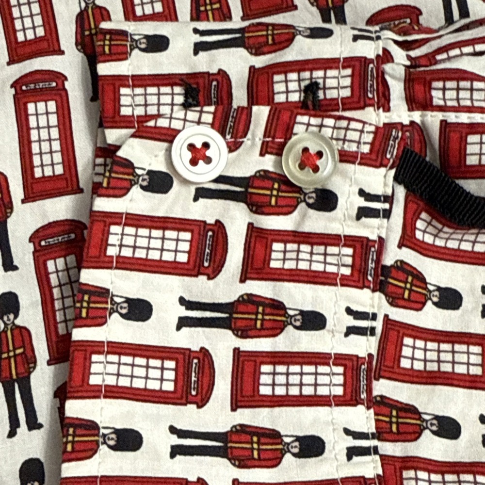 Talbots British Royal Guard Phone Booth Print Button Up Shirt Small Petite SP - Picture 4 of 7